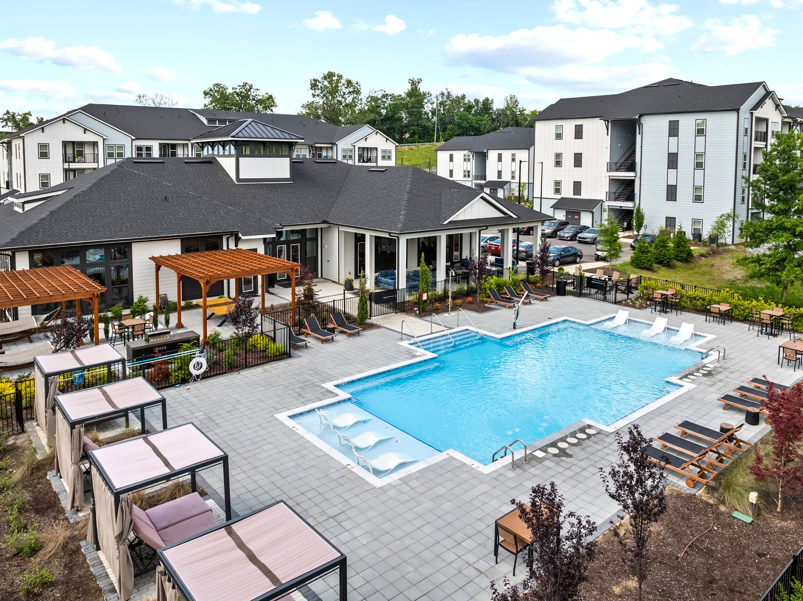 Novo-Hickory-Highlands-3.webp